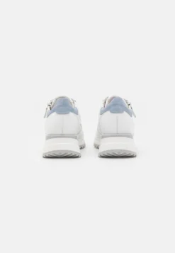 Gabor Comfort Sneaker Low - Weiss/lagun -Trendgeschäft Für Modische Damenbekleidung 21b1ea4601b84c6ba76cfc05e59a20ff