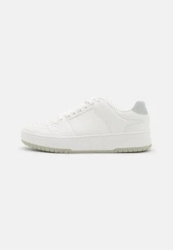 YOURTURN UNISEX - Sneaker Low - White