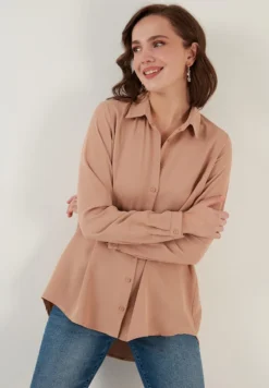 LELA Hemdbluse - Mink 8 LELA Hemdbluse - Mink -Trendgeschäft Für Modische Damenbekleidung 463893605e26497e851c01c6e541b50c