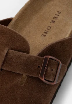 Pier One LEATHER UNISEX - Clogs - Brown 11 Pier One LEATHER UNISEX - Clogs - Brown -Trendgeschäft Für Modische Damenbekleidung 47364cdc1dcd4794860a5f6810594e6c