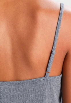 Anna Field SET - Nachtwäsche Set - Off-white/dark Blue -Trendgeschäft Für Modische Damenbekleidung 49d51a315b42407db76066305cc81b2a