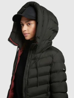 Khujo TUHANI2 MATT - Wintermantel - Schwarz -Trendgeschäft Für Modische Damenbekleidung 652e809bbde6429b88fbc4e88bcd61a5