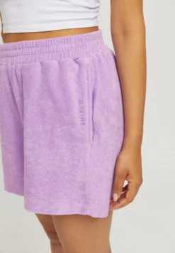 ALVA - Shorts - Lavender -Trendgeschäft Für Modische Damenbekleidung 702b3d6614894120a40c93fe04655dd1