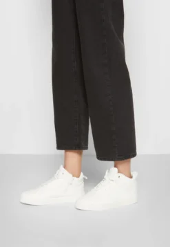 Anna Field Sneaker High - White -Trendgeschäft Für Modische Damenbekleidung a1df72ed8b244104a37e31a4aa0a6c04