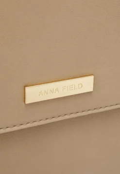 Anna Field Notebooktasche - Tan -Trendgeschäft Für Modische Damenbekleidung a565054d8e2d4f83b963eb734abf3e06