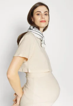 TOP SKIRT SET - Bleistiftrock - 003 - Off-white -Trendgeschäft Für Modische Damenbekleidung af0b503f31c24a2a8f02924ebcf2b518