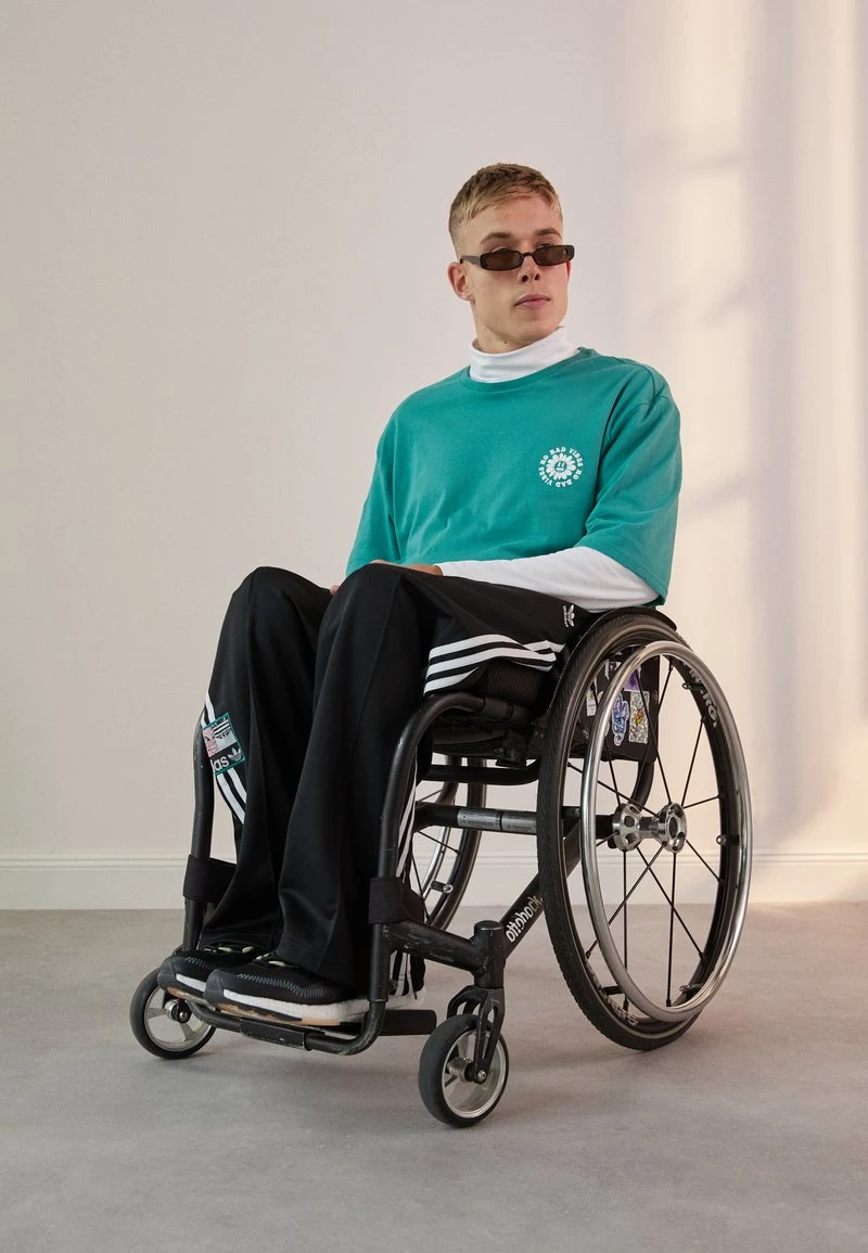 YOURTURN UNISEX - T-Shirt Print - Green 3 YOURTURN UNISEX - T-Shirt Print - Green – Bild 3