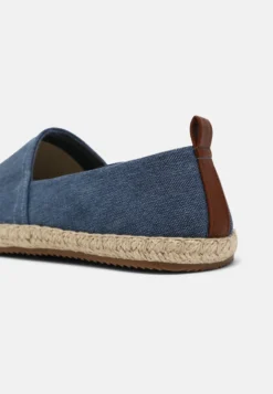 Pier One RENA ESPADRILLE UNISEX - Espadrille - Blue 10 Pier One RENA ESPADRILLE UNISEX - Espadrille - Blue -Trendgeschäft Für Modische Damenbekleidung b517ee1340354961ae649b3a0c38da46
