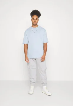 YOURTURN UNISEX - T-Shirt Basic - Blue -Trendgeschäft Für Modische Damenbekleidung c07bcda5db4942509d1bb0e81279db8a