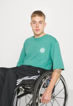 YOURTURN UNISEX - T-Shirt Print - Green 9 YOURTURN UNISEX - T-Shirt Print - Green -Trendgeschäft Für Modische Damenbekleidung c4ee4c172e4a46e4ad5113d156b0c0d5