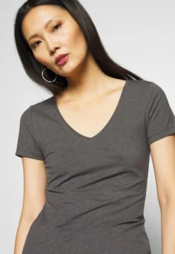 Anna Field 3 PACK - T-Shirt Basic - Black, White -Trendgeschäft Für Modische Damenbekleidung c7a6b2b345ee483ca979cbe4d3dc88bc