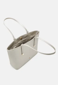 Anna Field Handtasche - Silver-coloured 8 Anna Field Handtasche - Silver-coloured -Trendgeschäft Für Modische Damenbekleidung c9c915ecf1cb4c7d9aa552d0d475b05e
