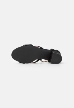 LEATHER WIDE FIT - Riemensandalette - Black 10 LEATHER WIDE FIT - Riemensandalette - Black -Trendgeschäft Für Modische Damenbekleidung d01fa3b7e2db44428a41d41757549389